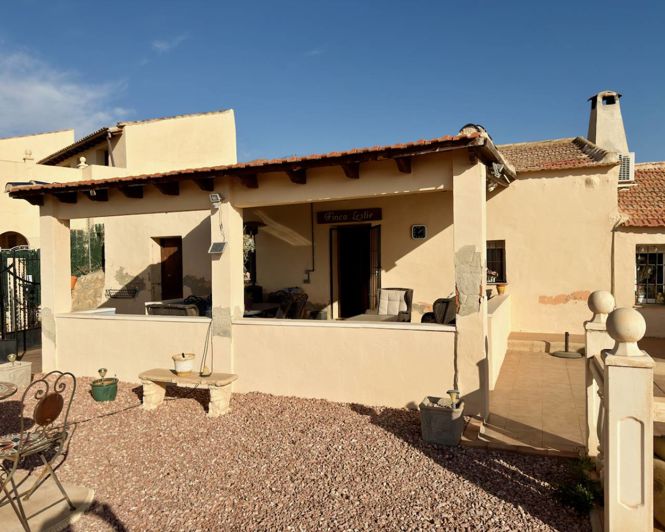 Image No.32-4 Bed Country Property for sale