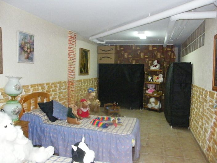 Image No.24-6 Bed Townhouse for sale