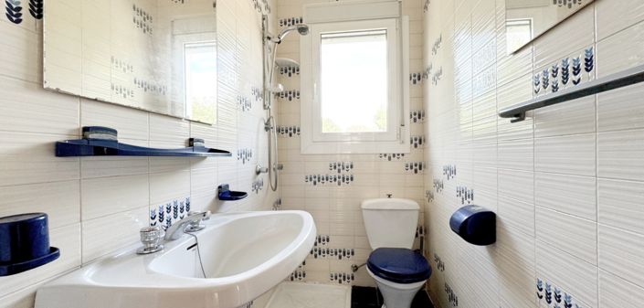 Image No.23-7 Bed Villa for sale