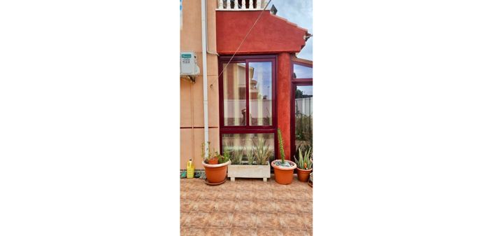 Image No.30-3 Bed Townhouse for sale