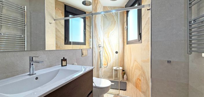 Image No.34-3 Bed Villa for sale