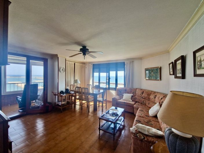 Image No.21-3 Bed Apartment for sale