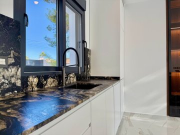 o1jbi7qe7p1a5b14jg15g81bfo1gna3m