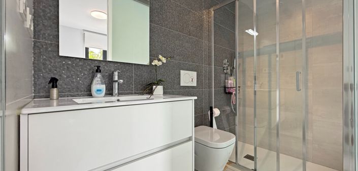 Image No.9-2 Bed Apartment for sale