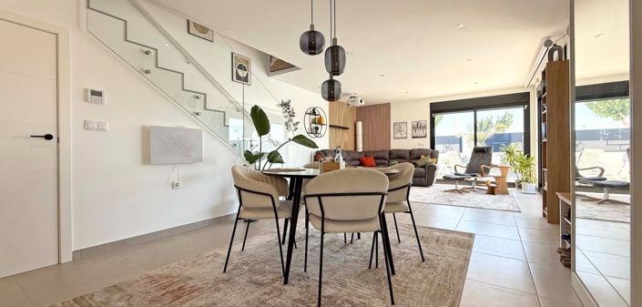 Image No.12-2 Bed Villa for sale