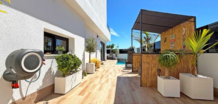 Image No.4-2 Bed Villa for sale