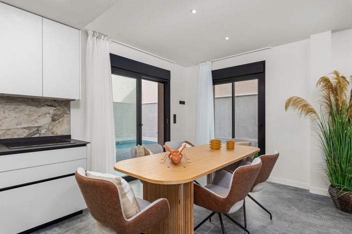 Image No.12-Villa de 4 chambres à vendre à Torre de la Horadada