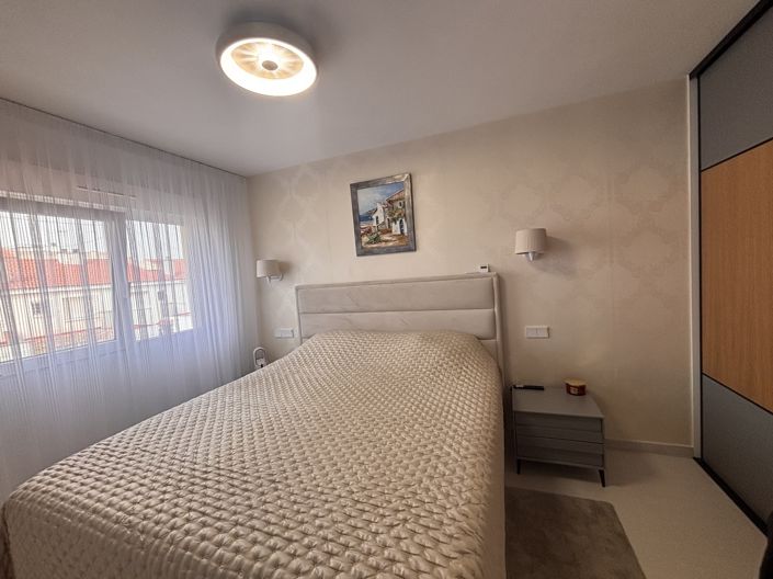 Image No.11-2 Bed Apartment for sale