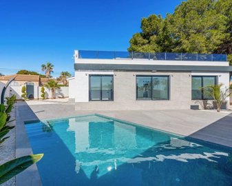 4 Bed Villa for sale