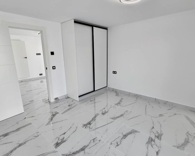 Image No.13-4 Bed Villa for sale