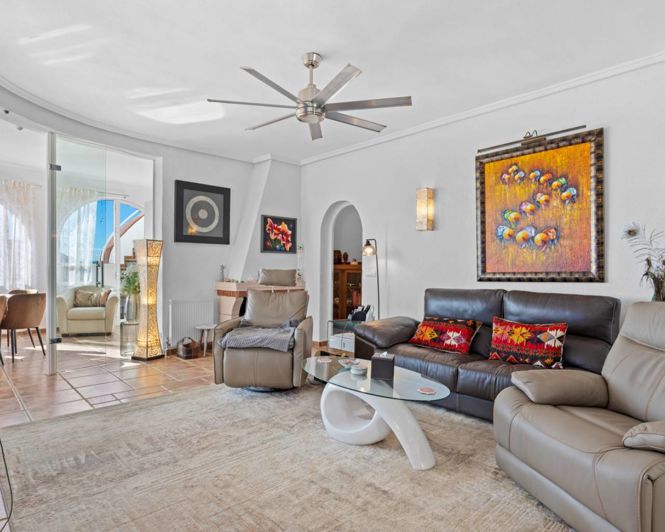 Image No.5-4 Bed Villa for sale