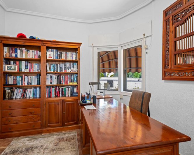 Image No.9-4 Bed Villa for sale