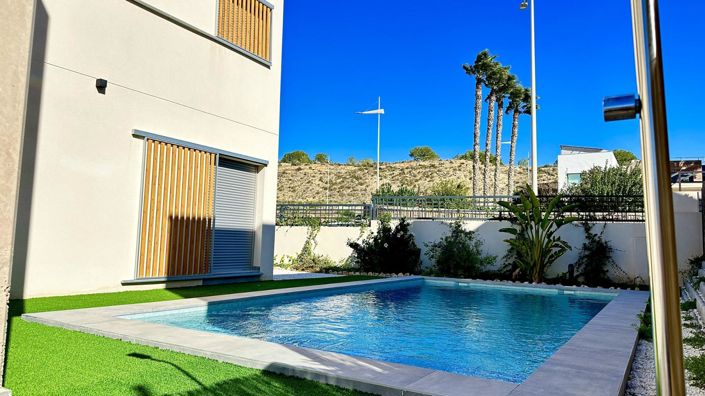 Image No.2-Villa de 4 chambres à vendre à Algorfa