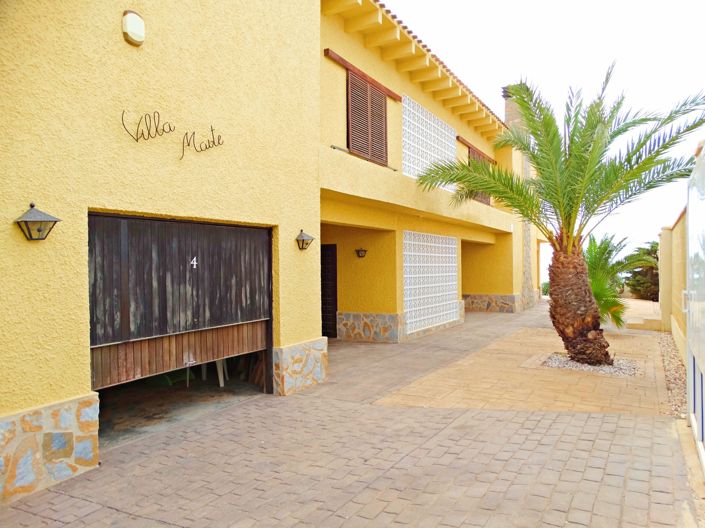 Image No.22-Villa de 8 chambres à vendre à Cabo Roig