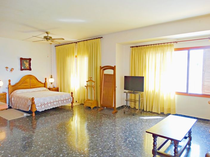 Image No.34-Villa de 8 chambres à vendre à Cabo Roig