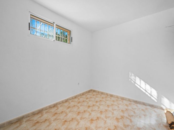 Image No.30-2 Bed Villa for sale