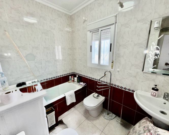 Image No.15-3 Bed Villa for sale