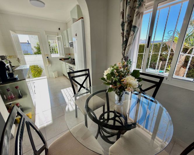 Image No.9-3 Bed Villa for sale