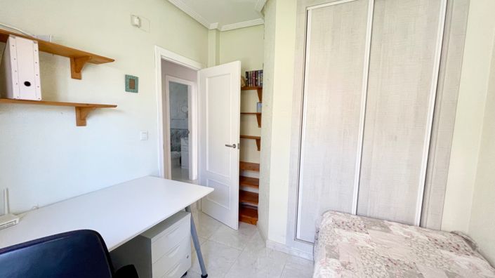 Image No.18-3 Bed Villa for sale