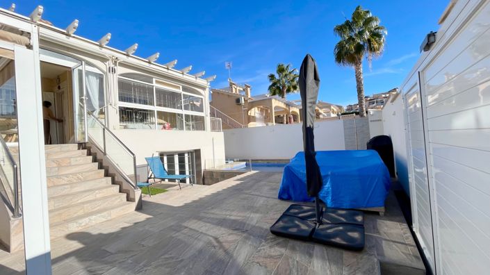 Image No.3-3 Bed Villa for sale