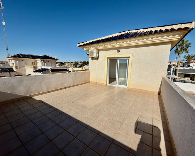 Image No.24-5 Bed Villa for sale