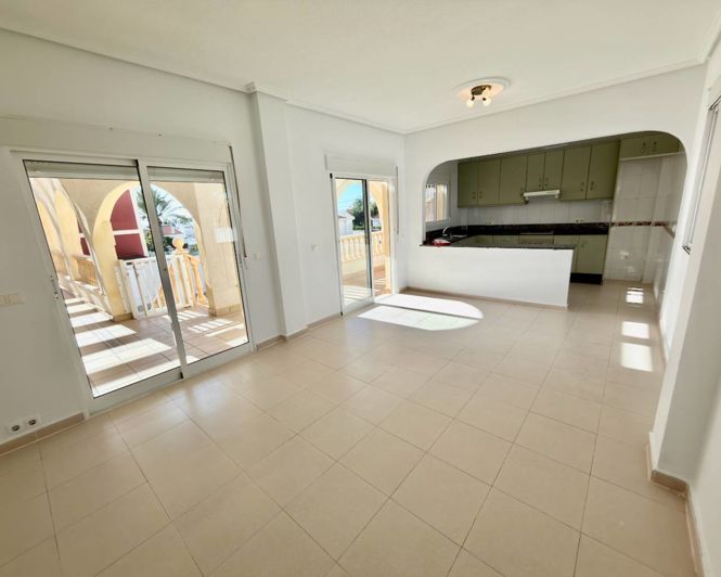 Image No.4-5 Bed Villa for sale