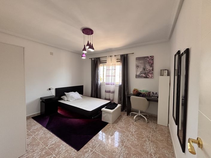 Image No.34-5 Bed Villa for sale