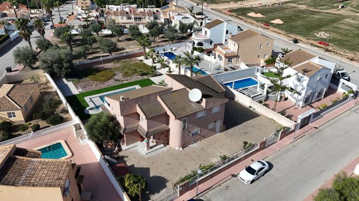 Image No.4-5 Bed Villa for sale