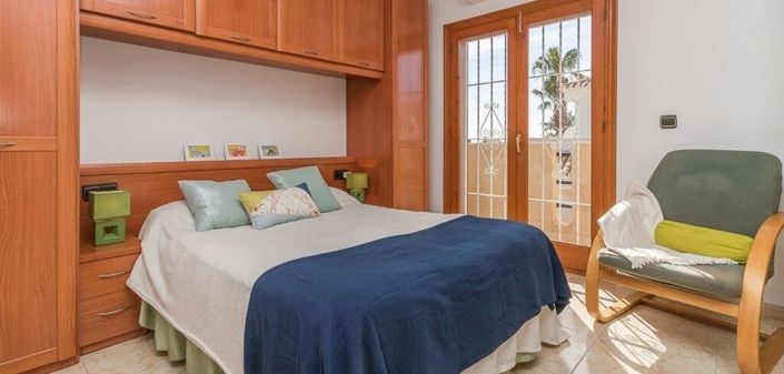 Image No.9-3 Bed Townhouse for sale