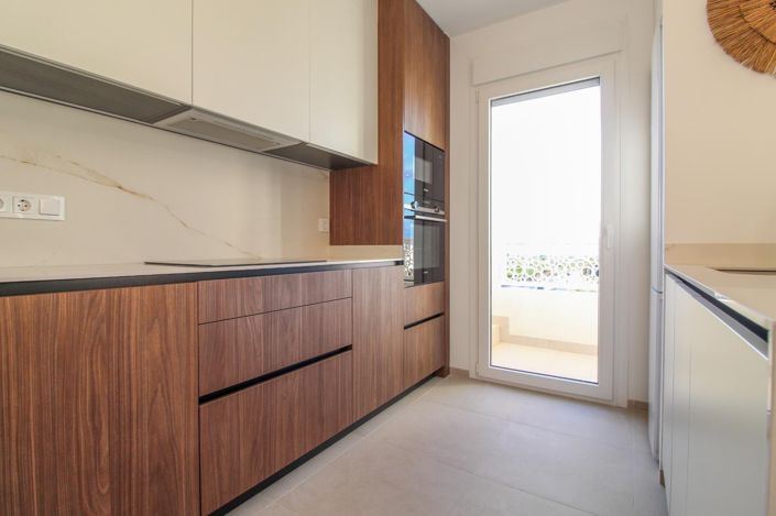 Image No.17-2 Bed Apartment for sale