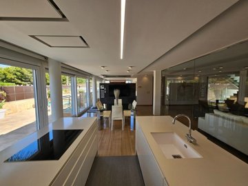 o1j8qg79hi19hr1l7fefl1r0710pu4d