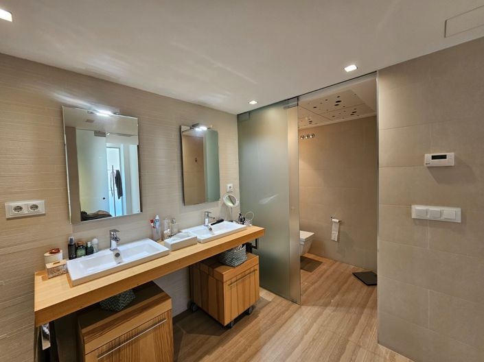 Image No.17-3 Bed Villa for sale