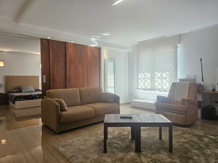 Image No.25-3 Bed Villa for sale