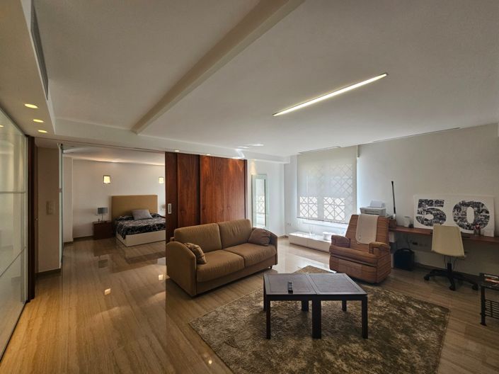 Image No.29-3 Bed Villa for sale