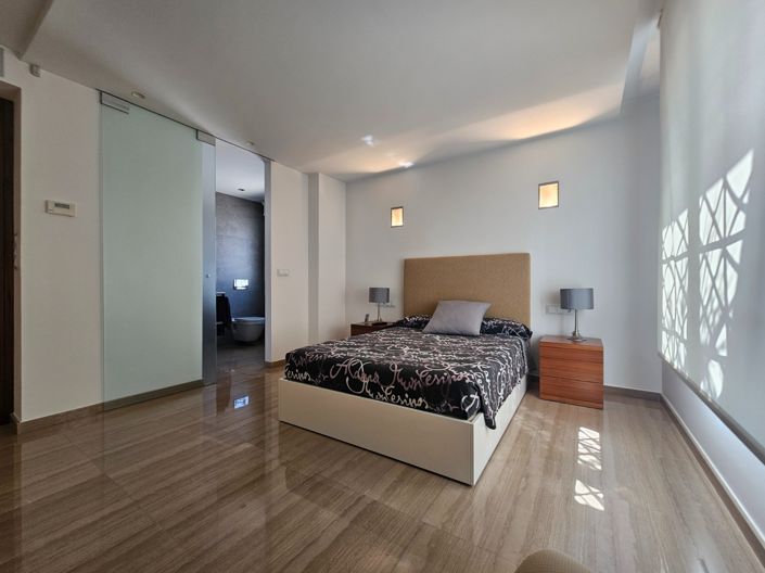 Image No.31-3 Bed Villa for sale