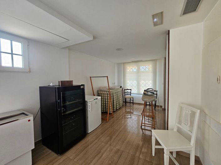 Image No.39-3 Bed Villa for sale