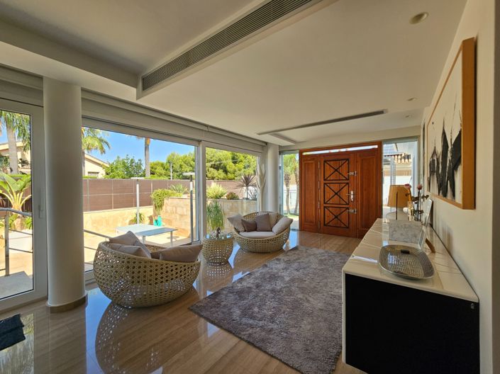 Image No.5-3 Bed Villa for sale