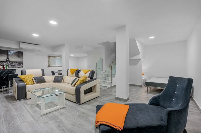 Image No.33-3 Bed Villa for sale