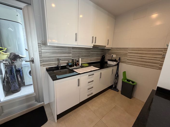 Image No.28-2 Bed Apartment for sale