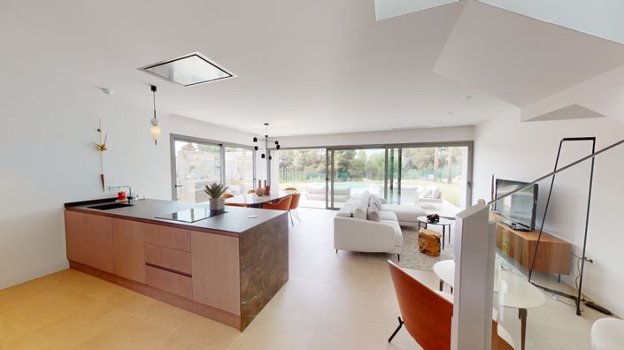 Image No.5-3 Bed Villa for sale