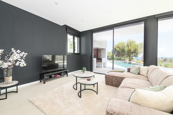 Image No.5-3 Bed Villa for sale