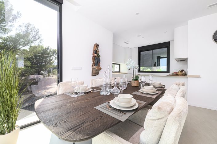 Image No.7-3 Bed Villa for sale