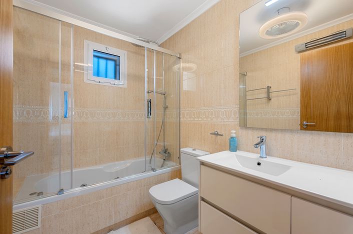 Image No.36-4 Bed Villa for sale