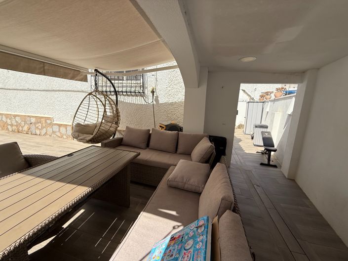 Image No.25-2 Bed Villa for sale