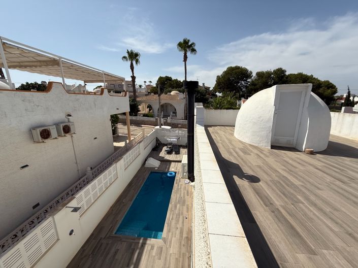 Image No.29-2 Bed Villa for sale