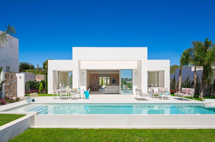 Image No.15-4 Bed Villa for sale