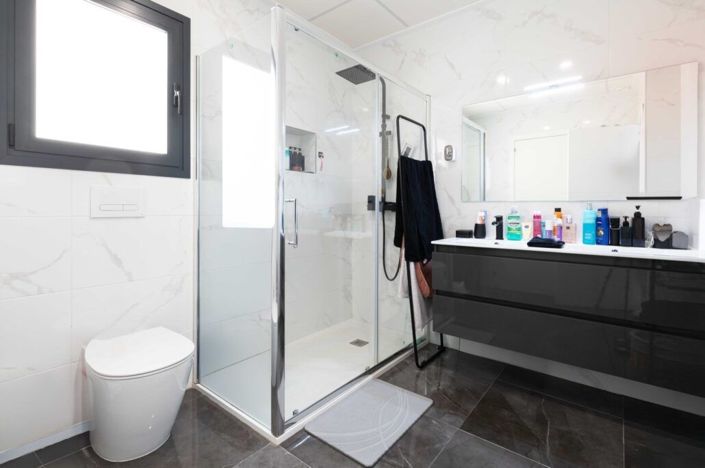 Image No.15-3 Bed Villa for sale