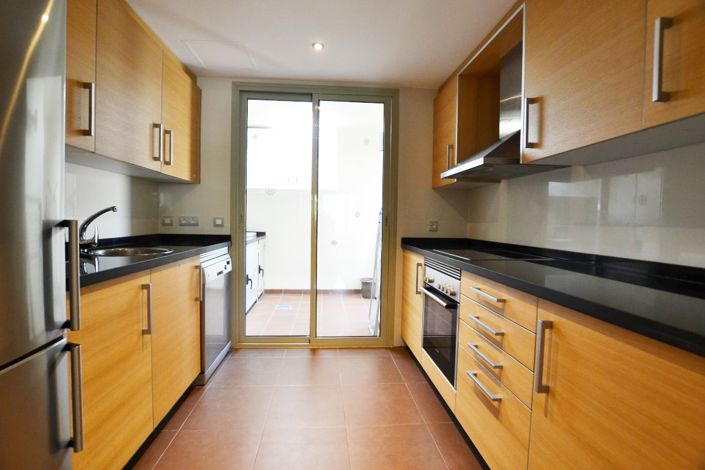 Image No.20-3 Bed Villa for sale