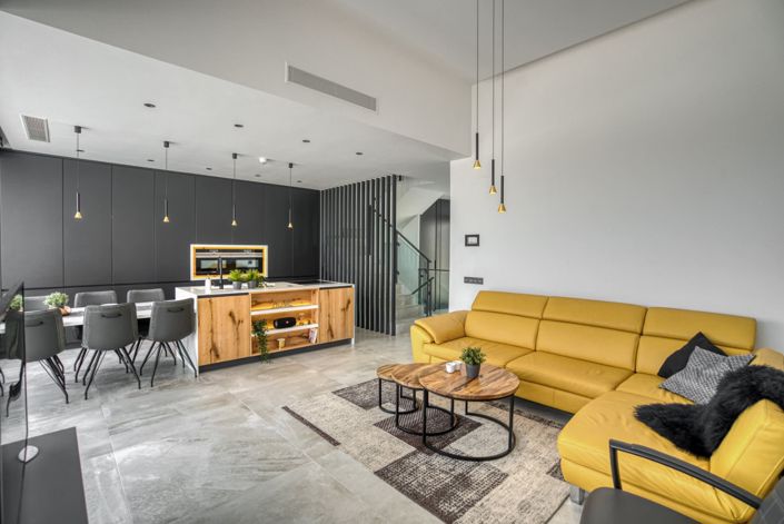 Image No.10-5 Bed Villa for sale