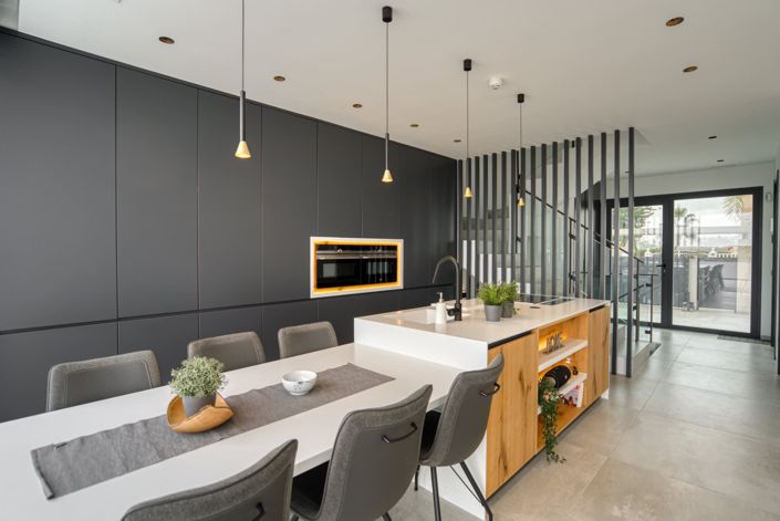 Image No.12-5 Bed Villa for sale